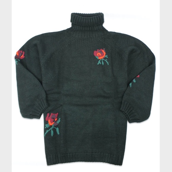 NWOT Evermore Sweater: Roses - Picture 2 of 3